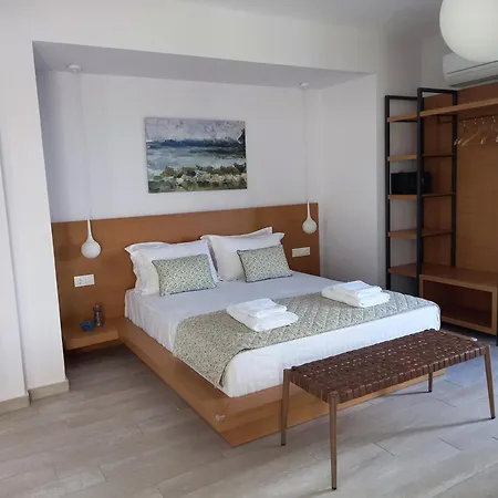 Acra Melia Apartment Palaiontsiflikion Exterior photo