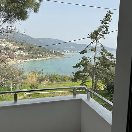 Acra Melia Apartment Palaiontsiflikion Exterior photo