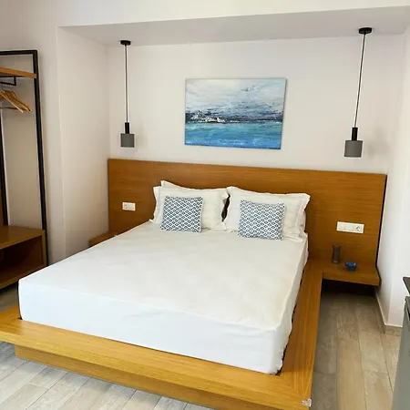 Acra Melia Apartment Palaiontsiflikion Exterior photo