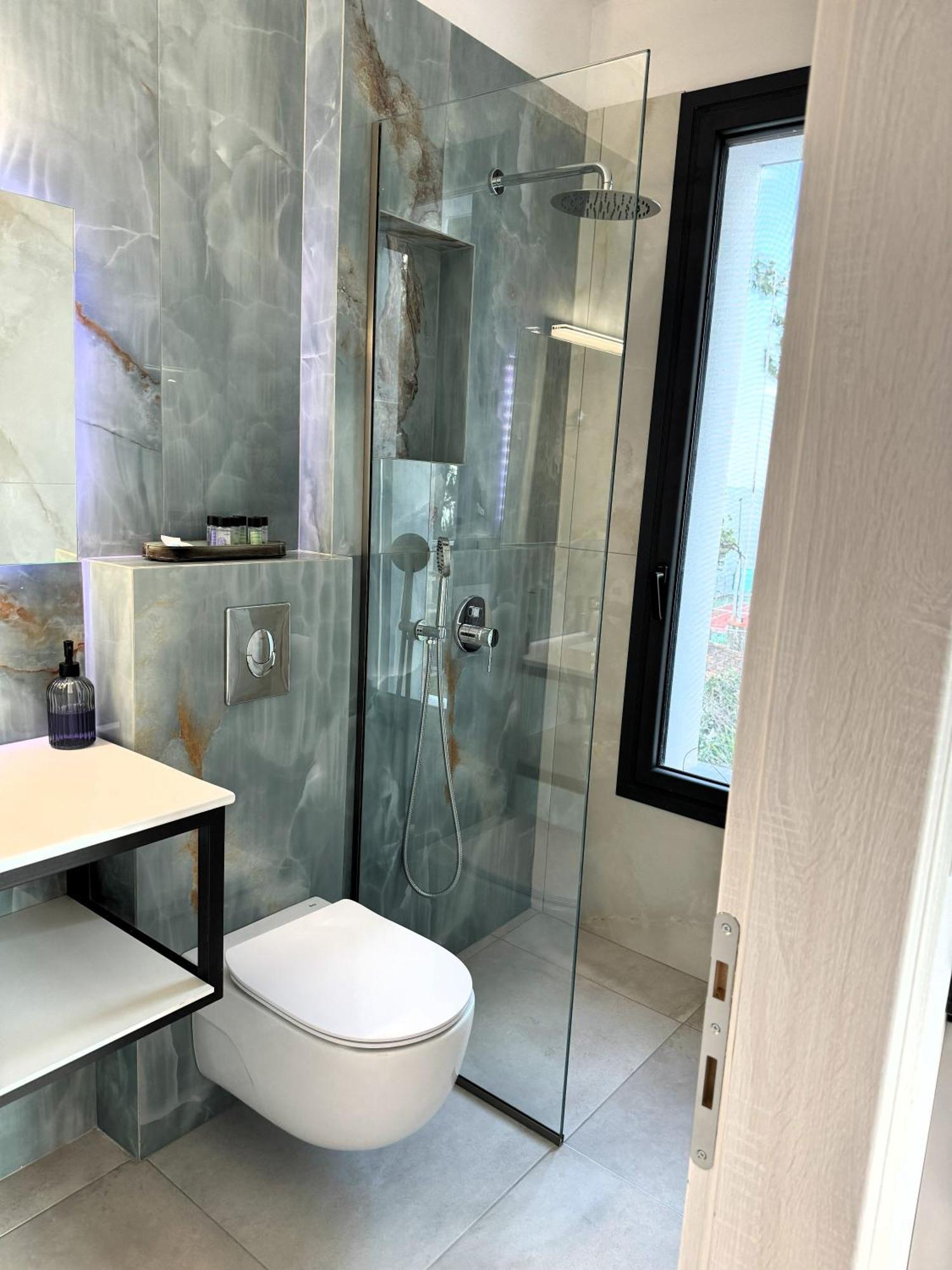 Acra Melia Apartment Palaiontsiflikion