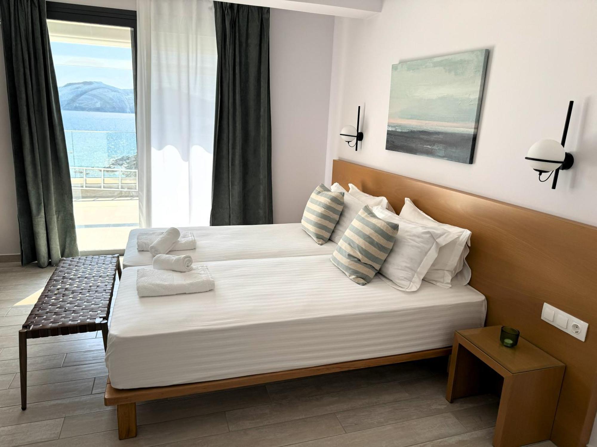 Acra Melia