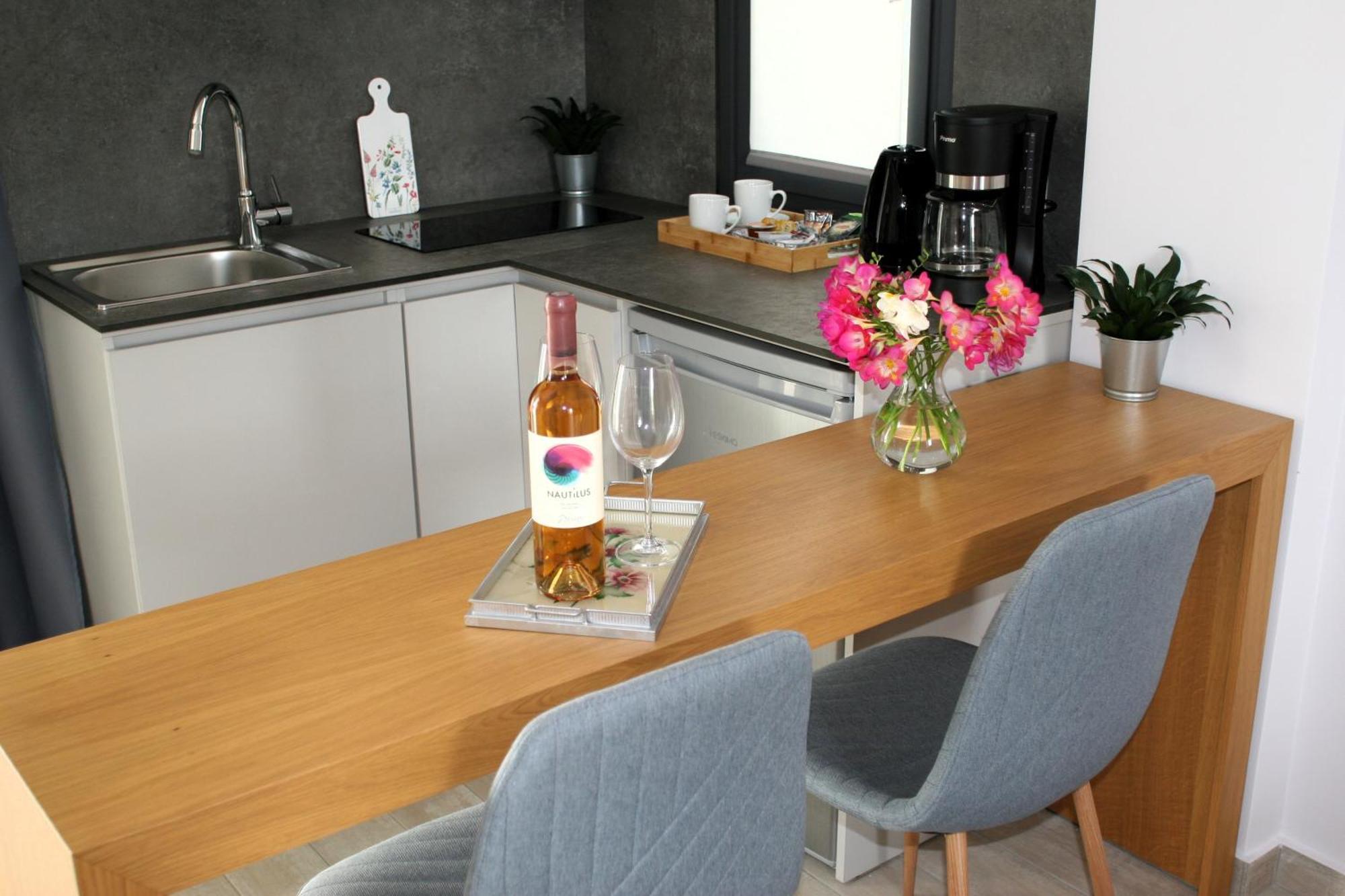 Acra Melia * Palaiontsiflikion