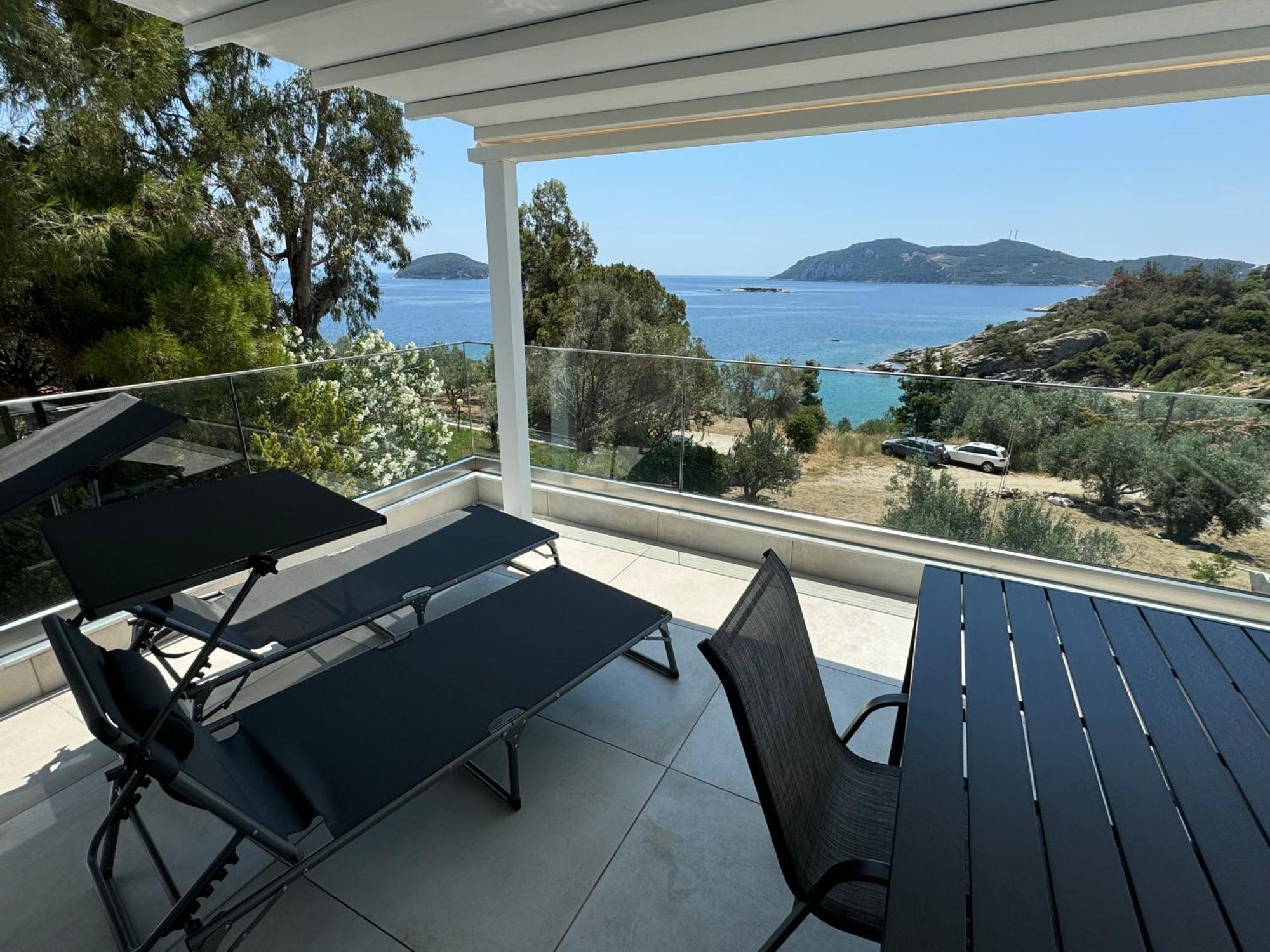 Acra Melia * Palaiontsiflikion